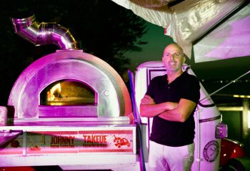 Pizza, da Johnny Take Uè arriva Raffaello De Roma: una nuova “eKsperience” a Napoli