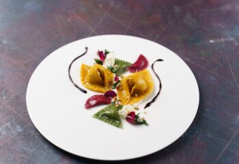 FunnyVeg Academy compie 10 anni: raddoppiano le iscrizioni e triplica l’offerta di corsi di cucina vegetale
