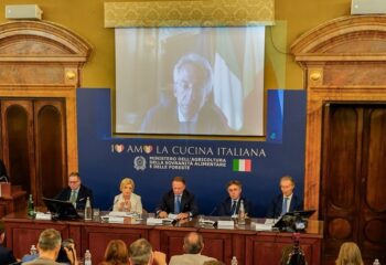 Torna la Carta Dedicata a Te, 1000 euro a famiglia per la spesa “italiana”
