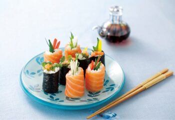 La Sushi Generation diventa adulta: cambiano le scelte, il salmone resta protagonista