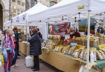 Festival della Terra 2026, San Gimignano celebra l’agricoltura biologica e la salute